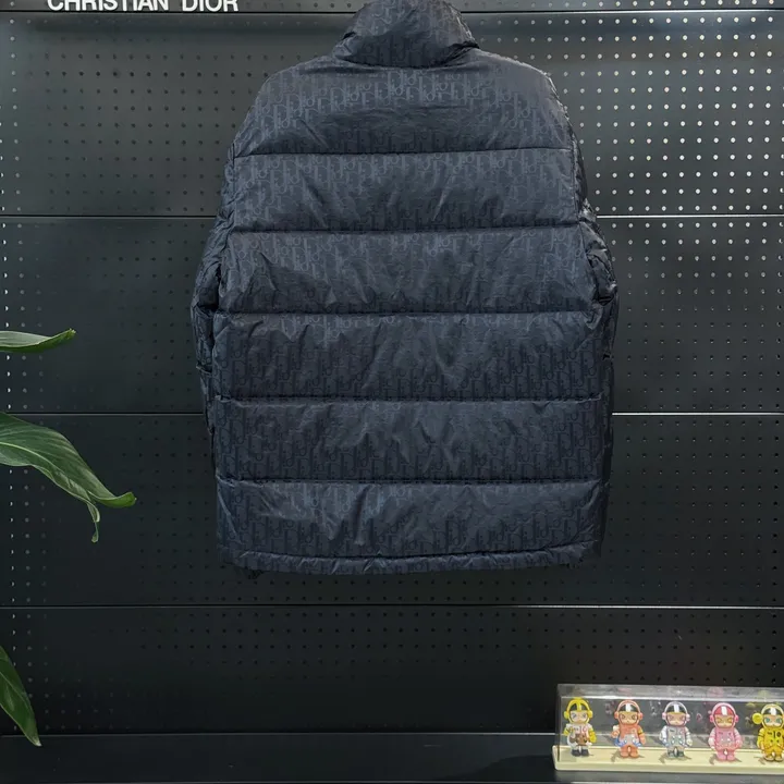 DIOR 軽量 ダウン