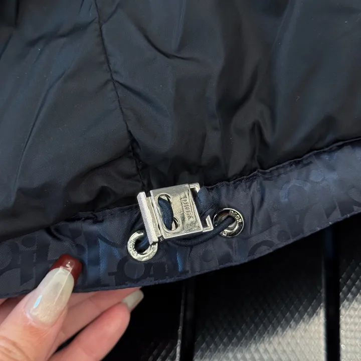 ディオール ダウン 激安