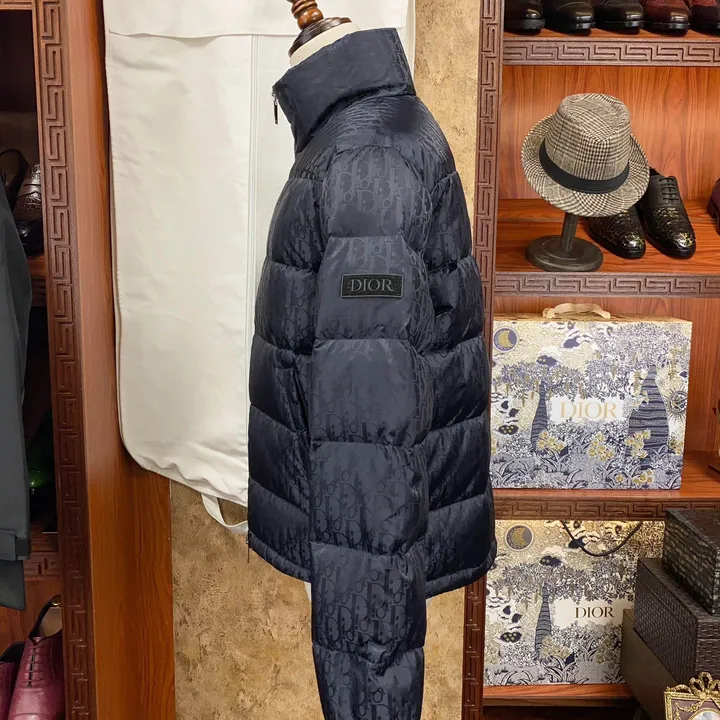 DIOR ロゴ ダウン