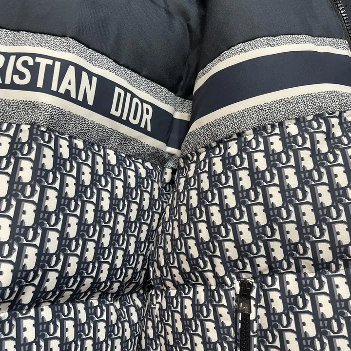 ディオール ダウン おしゃれ