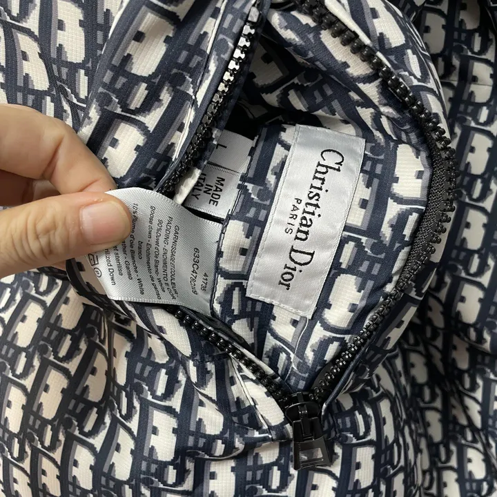 ディオール キルティング ダウンジャケット