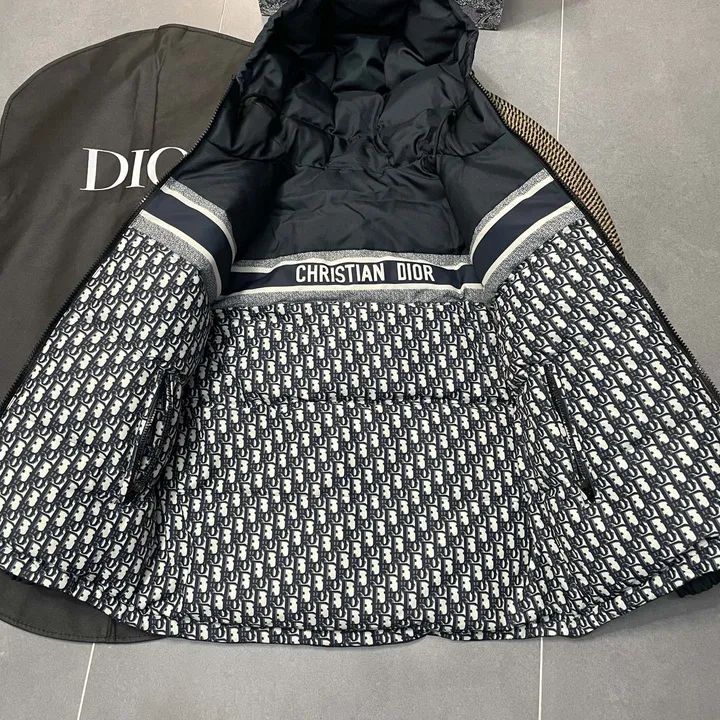 ディオール ダウン リバーシブル