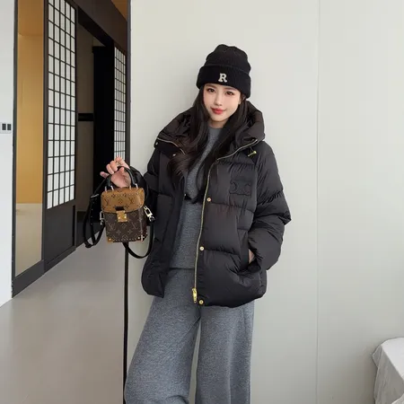 激安 セリーヌ ダウンジャケット