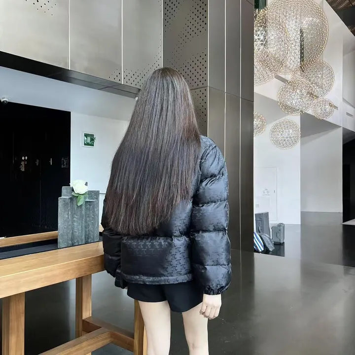 CELINE 暖かい ダウンコート