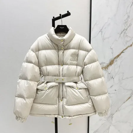 セリーヌ ウエストベルト付き ダウンジャケット