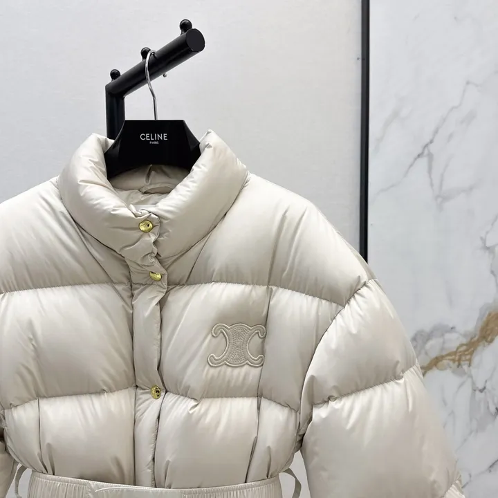 CELINE ホワイト系 ダウンジャケット