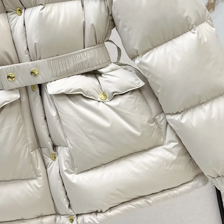 CELINE ホワイト系 ダウンジャケット