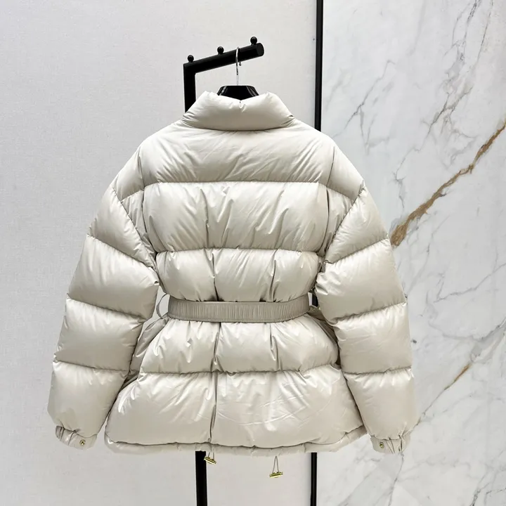 セリーヌ 高级 ダウン