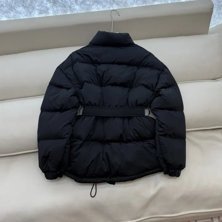 セリーヌ フード付き ダウン