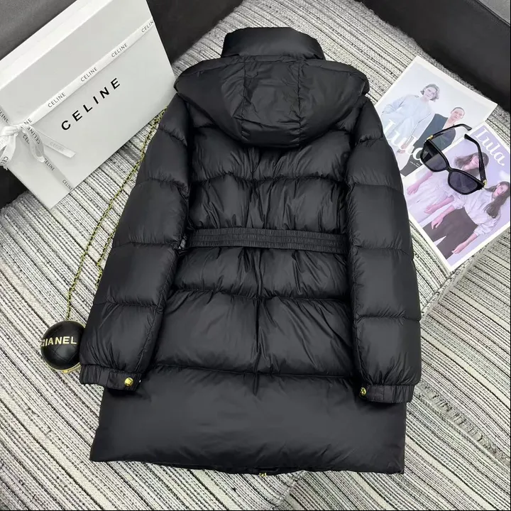 CELINE ダウン 売れ筋