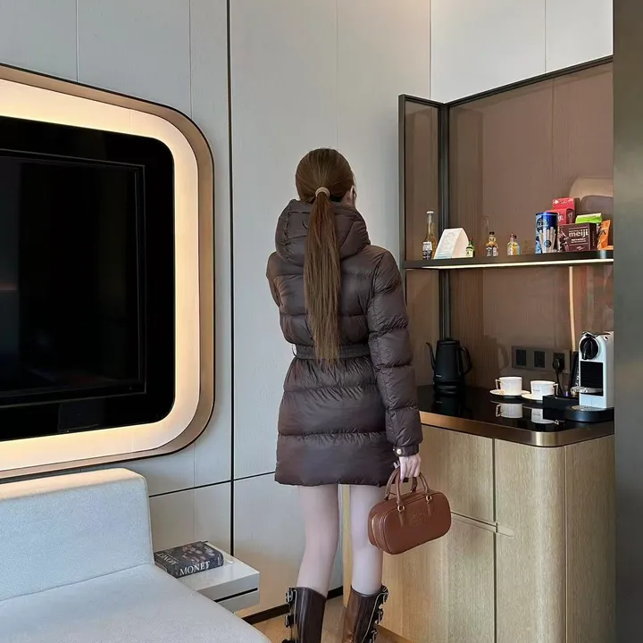 セリーヌ ダウン 通販