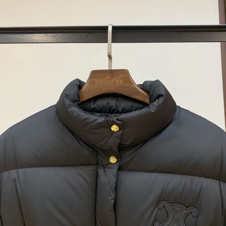 セリーヌ ウエストベルト ダウンジャケット