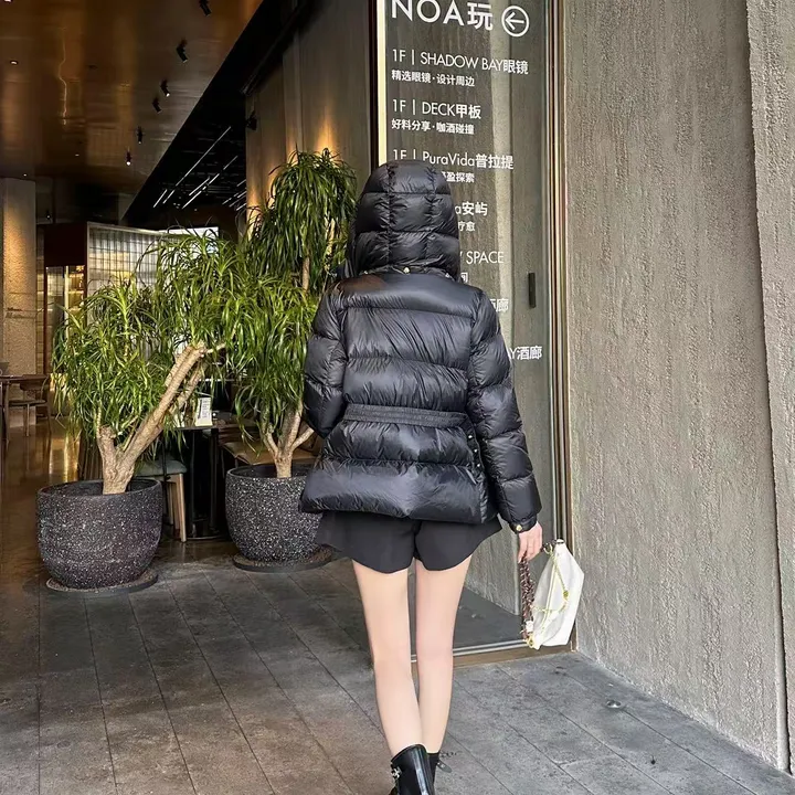 セリーヌ ダウンベスト