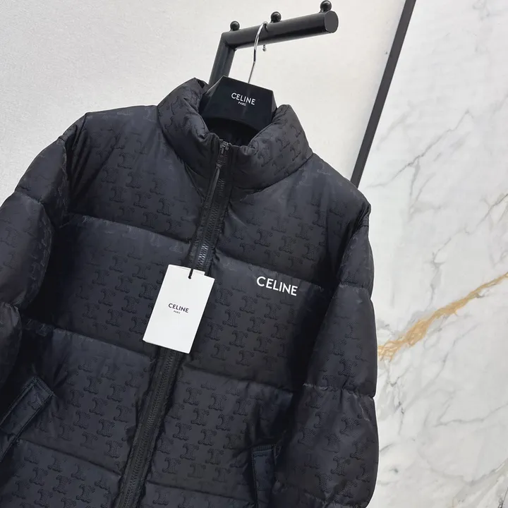セリーヌ 総柄 ダウン ジャケット