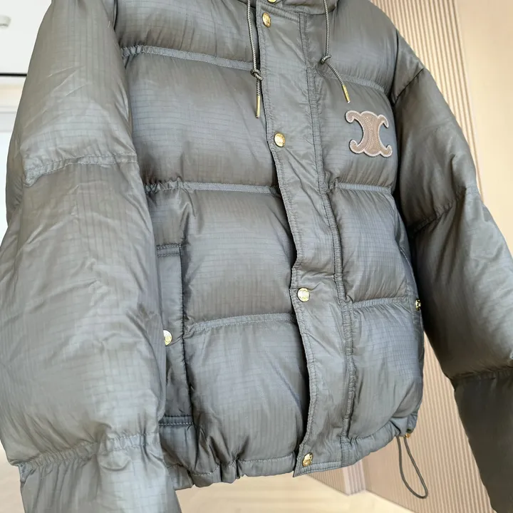 CELINE ダウン 人気