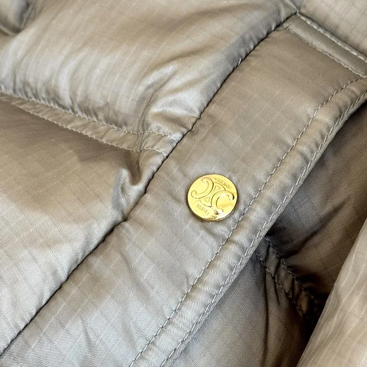 CELINEクロップド ダウンジャケット