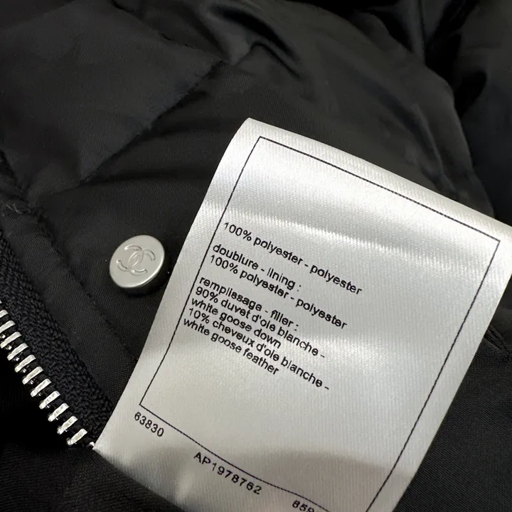 シャネル ブラック ダウン