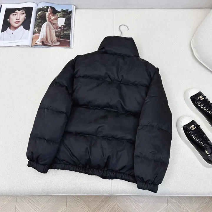 CHANEL ココネージュ ダウンジャケット