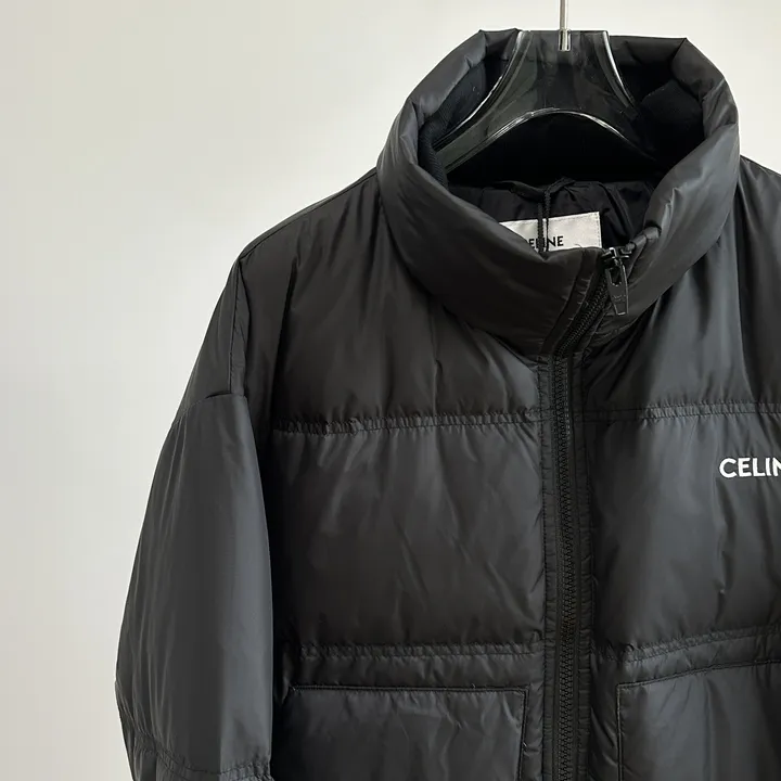 Celine 大きいサイズ ダウンジャケット