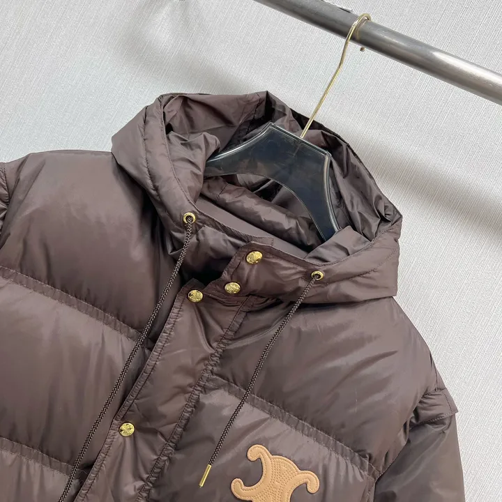 セリーヌ  ダウンベスト ブラウン