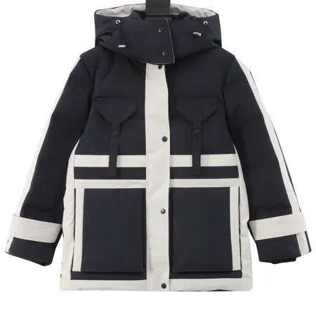 セリーヌ フード付き ダウンコート