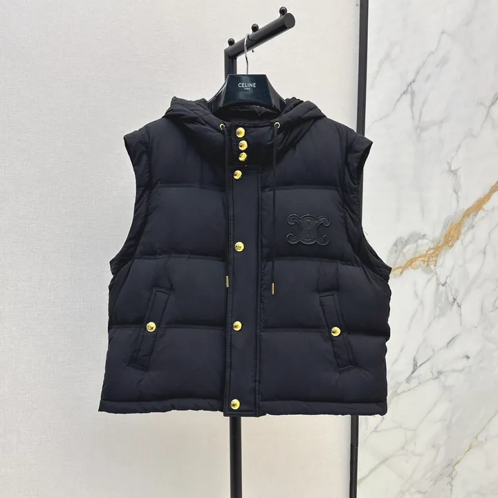 セリーヌ クロップ ダウンジャケット