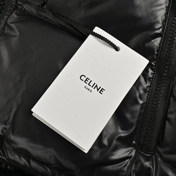 CELINE ナイロン ダウンジャケット