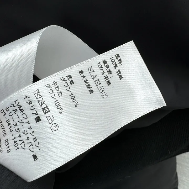 CELINE レディース ダウンジャケット