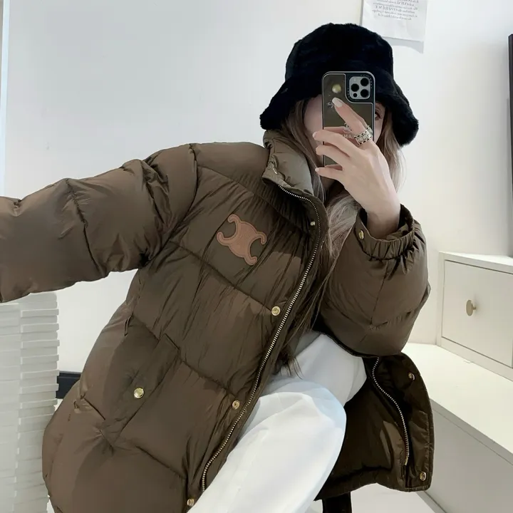 セリーヌ レディースダウンジャケット