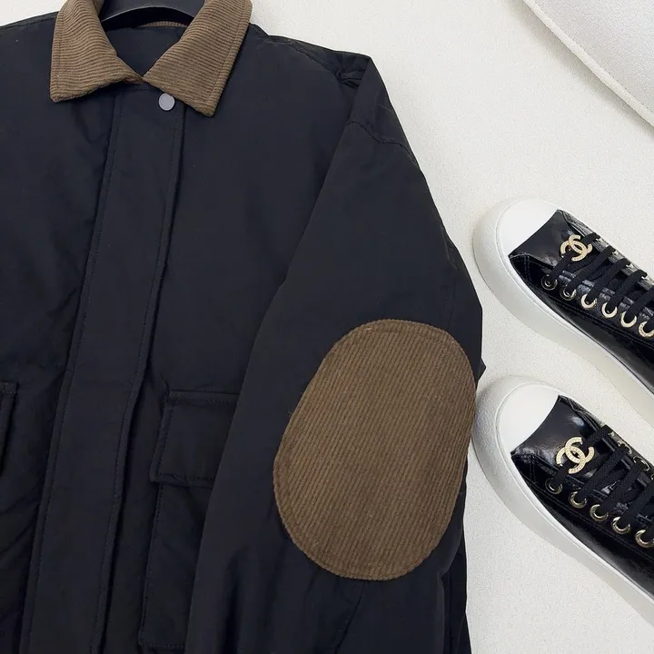 セリーヌ トップスパーカー