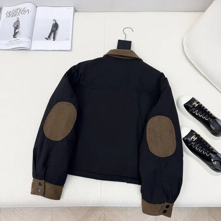 セリーヌ トップスパーカー