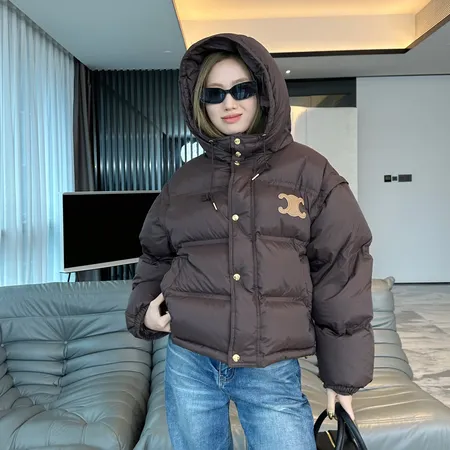 セリーヌ ショート丈 ダウンジャケット