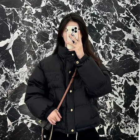 CELINE クロップドダウンジャケット