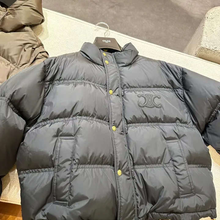 セリーヌ 衣料品 ダウン