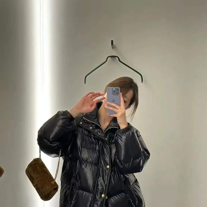 セリーヌ 暖かい ダウンコート