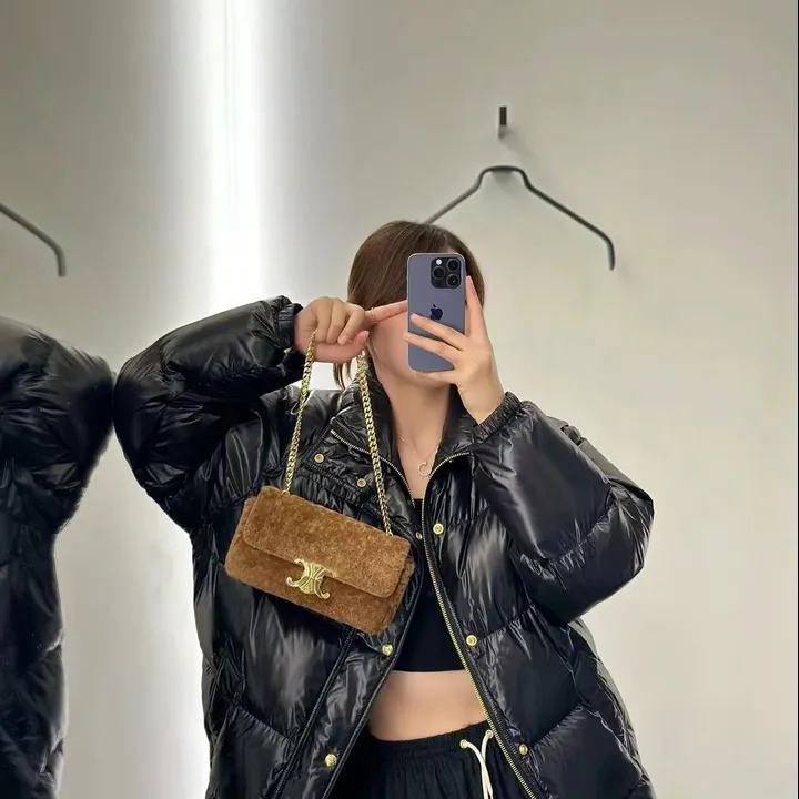 セリーヌ ウンジャケット ミドル丈