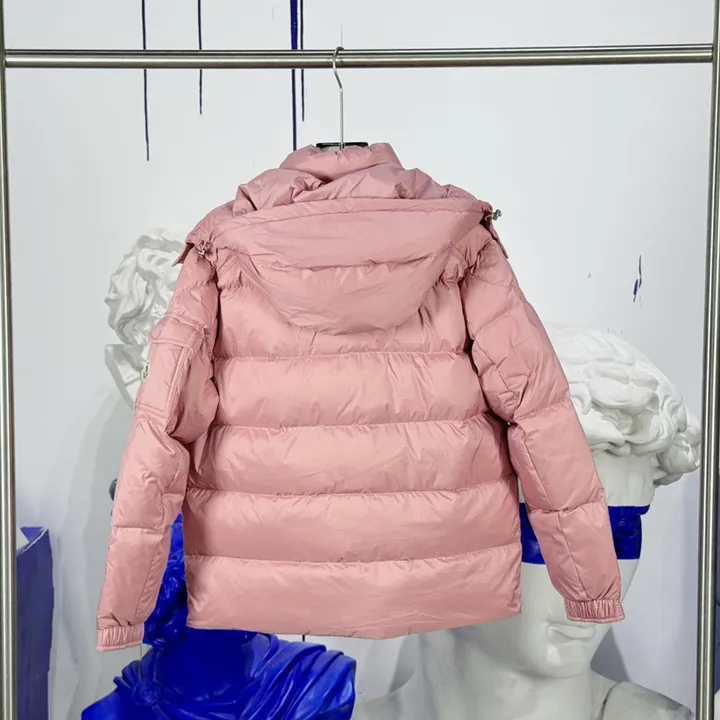 モンクレール レディースダウン