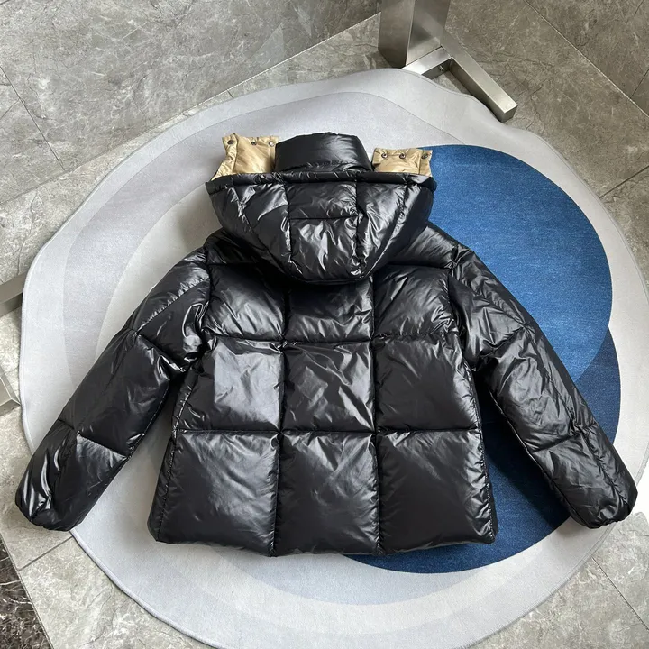 MONCLER Parana メンズ ダウン