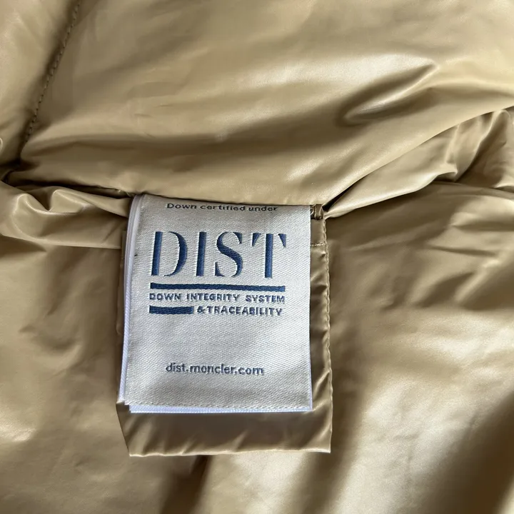 MONCLER パラナ ダウンジャケット