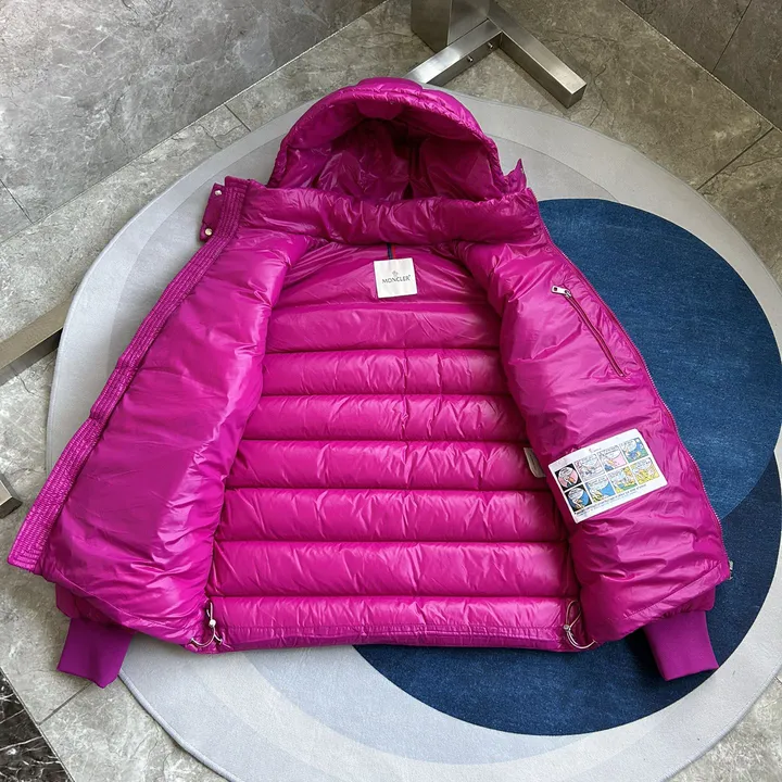 モンクレール ロゴ ダウンジャケット