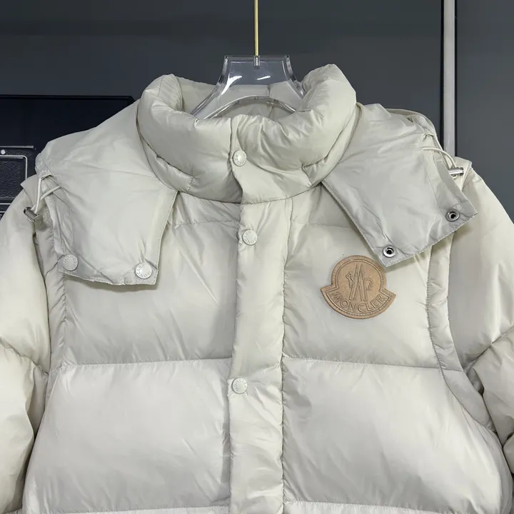 MONCLER Cycloneダウンベスト