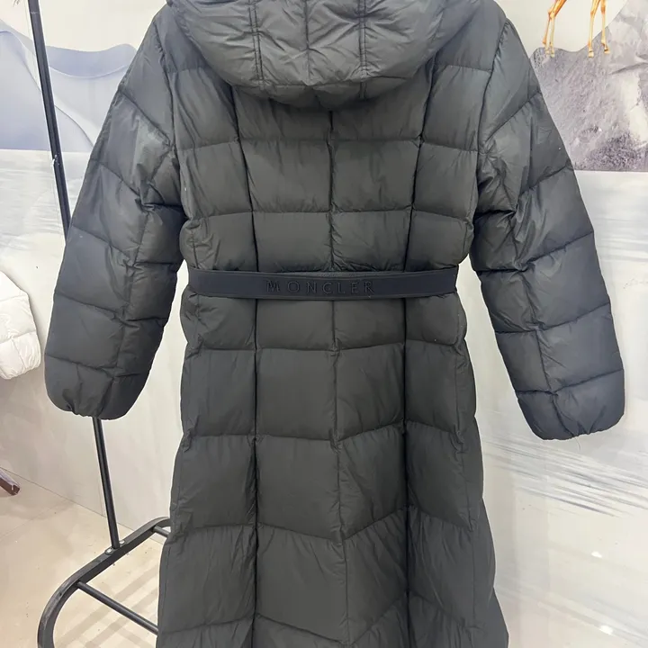 MONCLER ホワイト 超ロングダウンコート