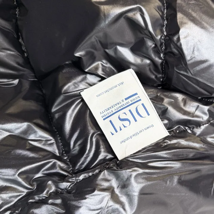 MONCLER フード付き メンズダウン