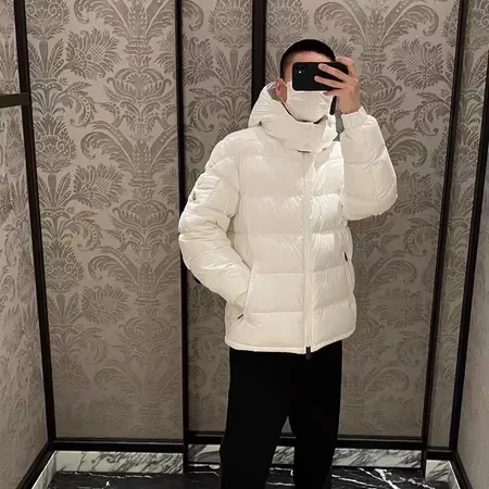 Moncler Mayaショートダウンジャケット