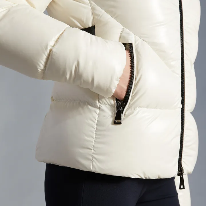 MONCLER スーパーコピー