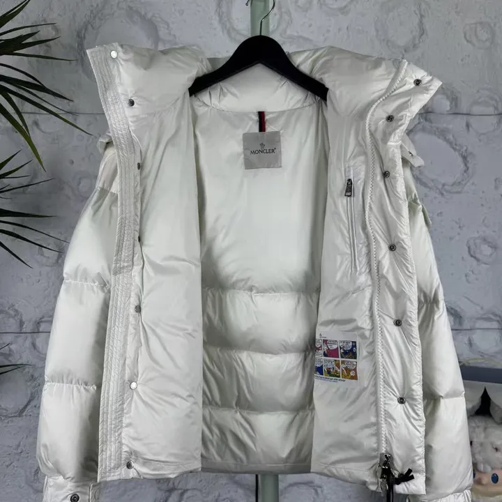 モンクレール マヤ 偽物