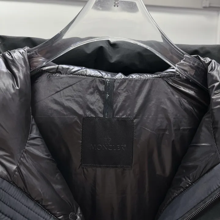 モンクレールマデイラ コピー