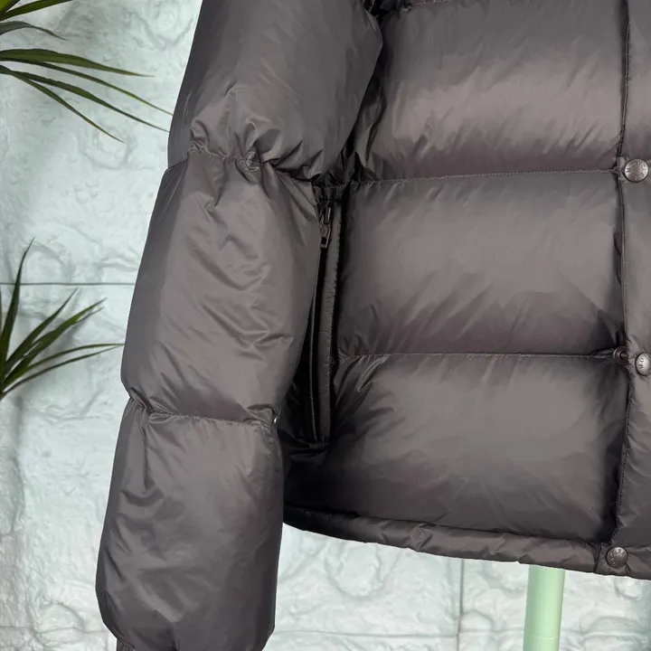 モンクレール フード付 ダウンジャケット