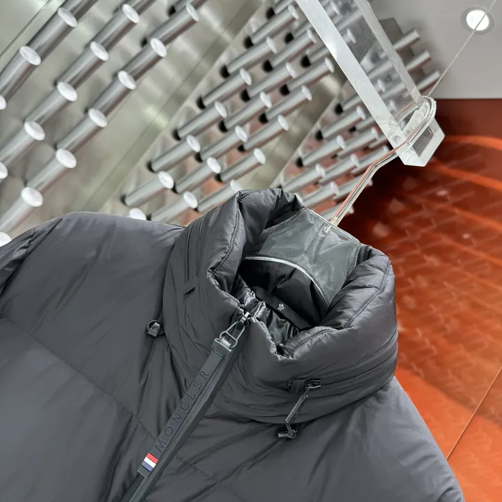 モンクレール VERDONS メンズ ダウン