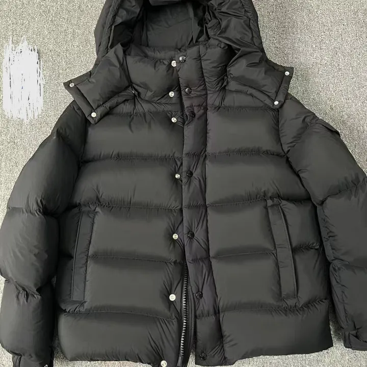 モンクレール ヴェゼール ショートダウン